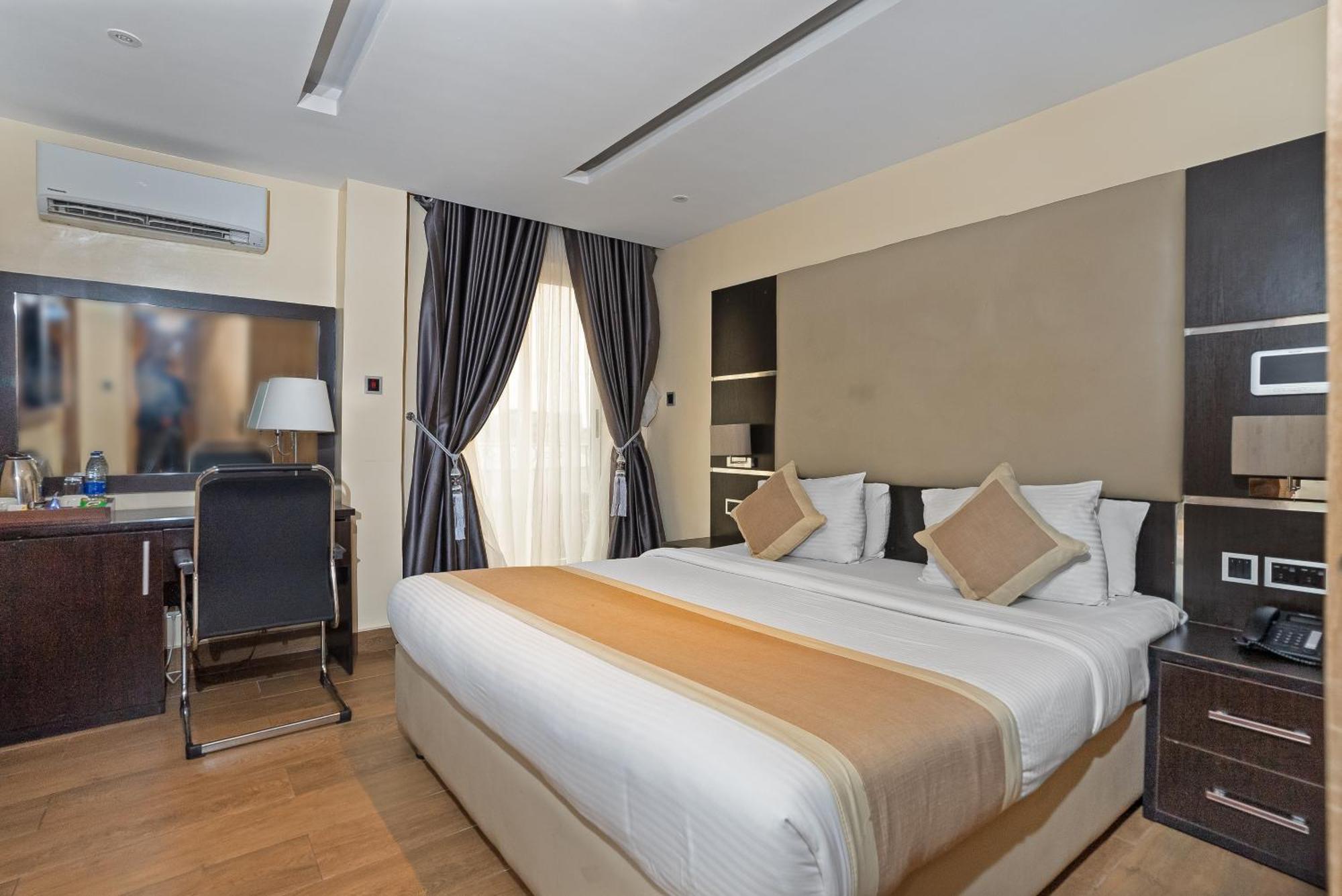 Watercress Hotels And Event Ikeja Extérieur photo