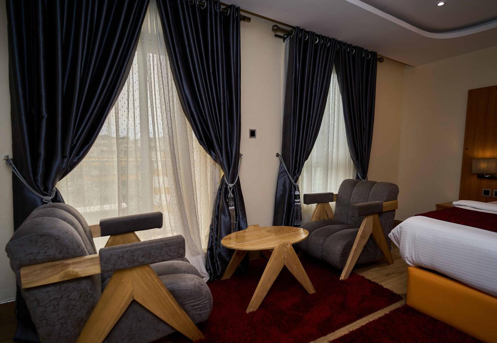 Watercress Hotels And Event Ikeja Extérieur photo
