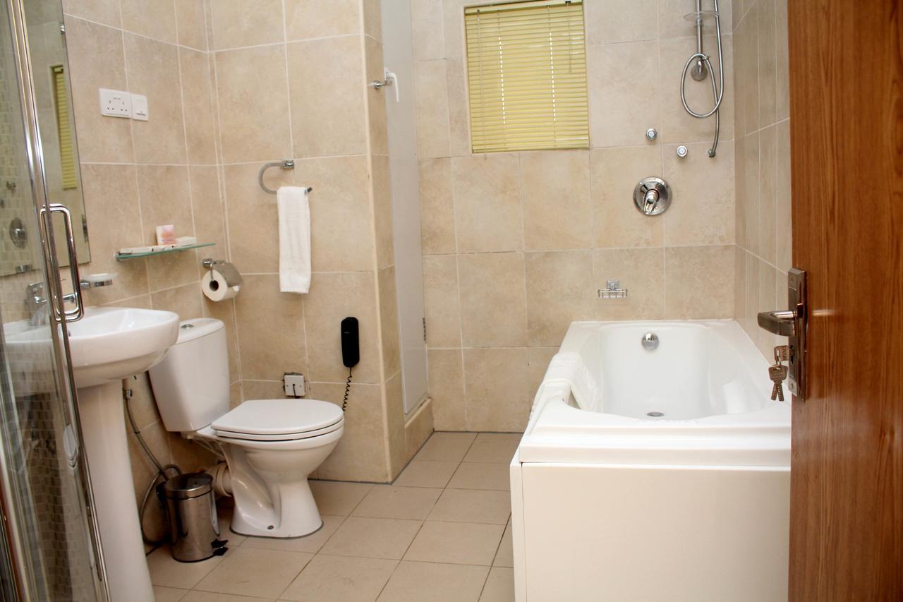 Watercress Hotels And Event Ikeja Extérieur photo